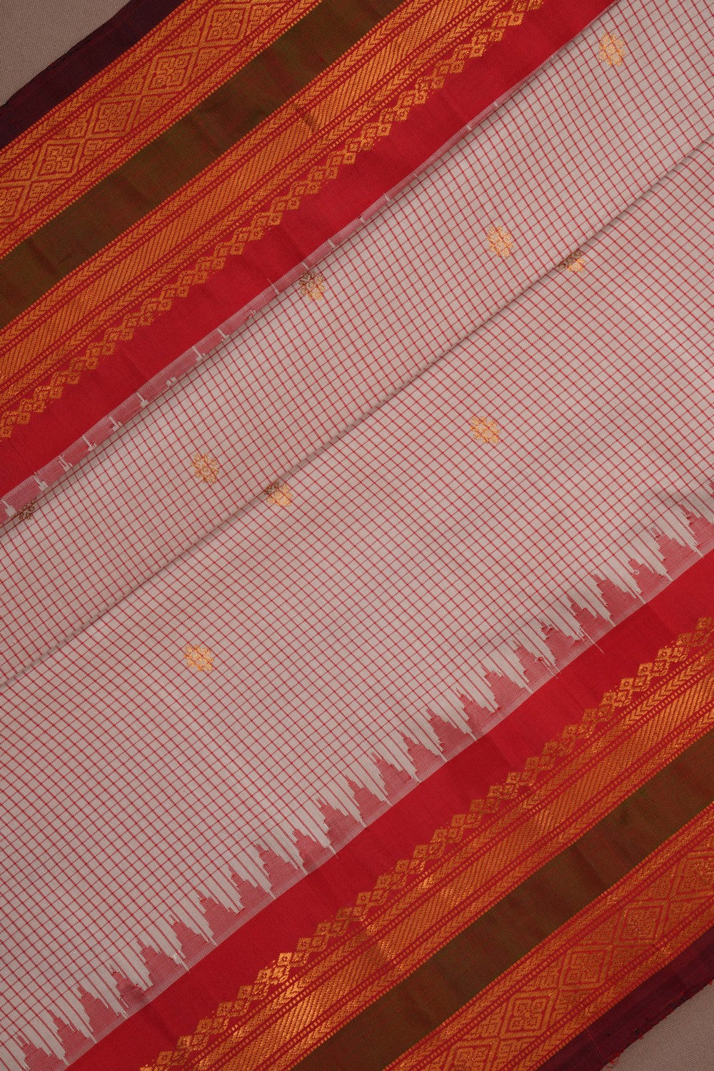 Image of Gadwal Silk Kattam Off-White Saree